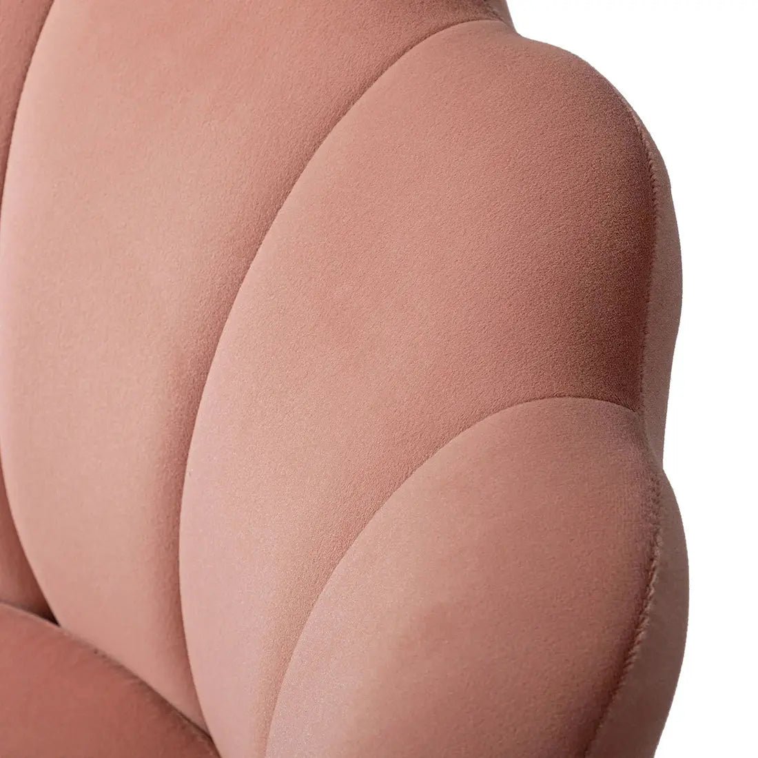 Shell Motif Accent Chair – Pink