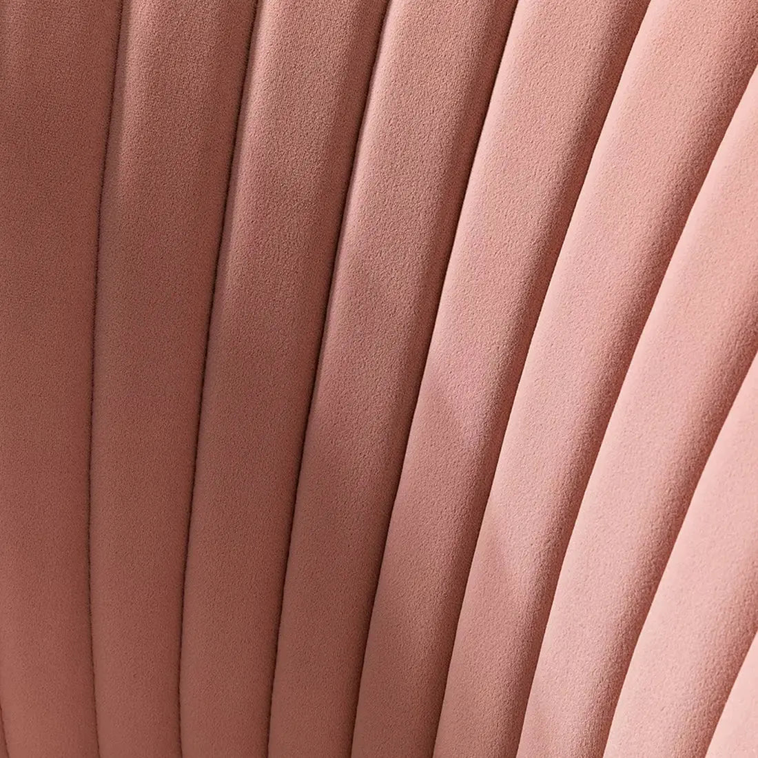 Luna Tufted Accent Chair – Pink