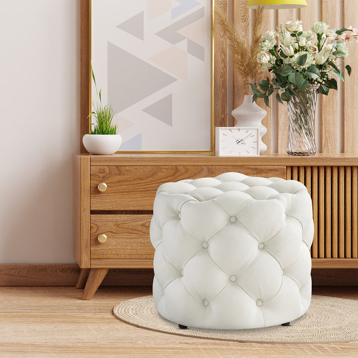 Round Tufted Velvet Ottaman/Poufee In White