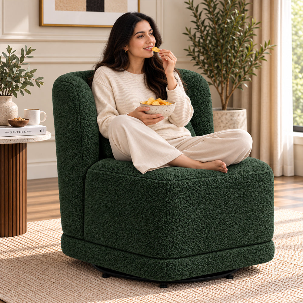 Doe Buck Schillar Lounge Chair | Green