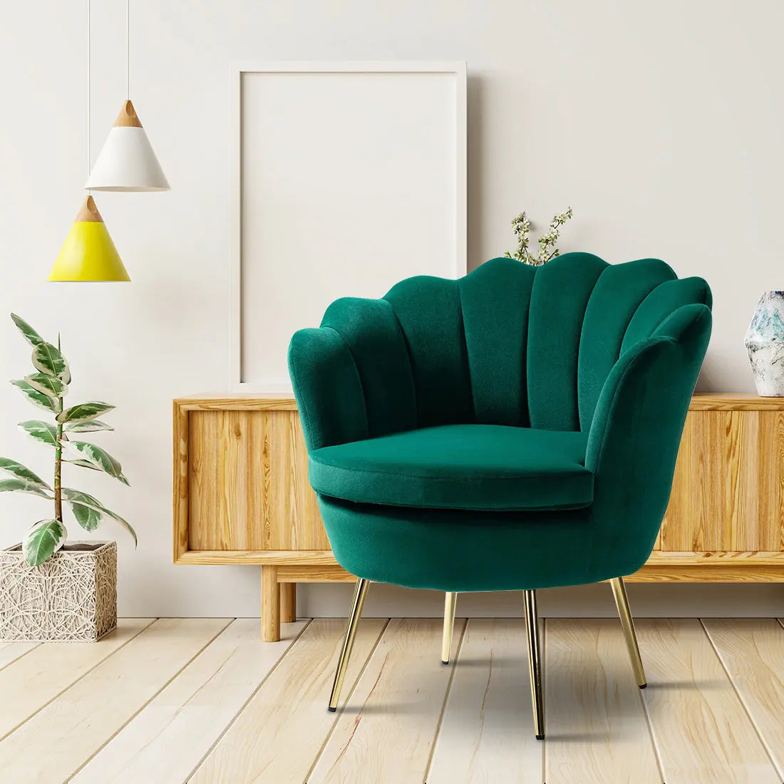 Shell Motif Accent Chair – Green