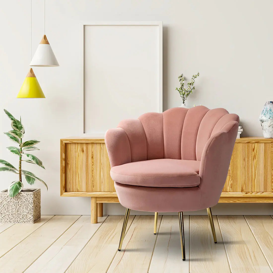 Shell Motif Accent Chair – Pink